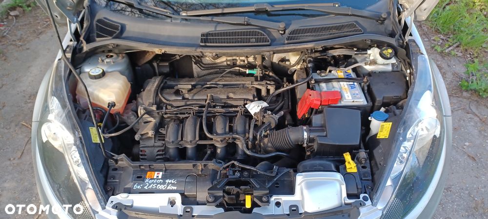 Ford Fiesta 1.25 Champions Edition - 23