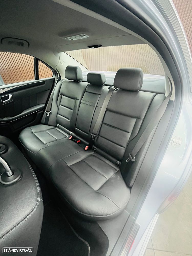 Mercedes-Benz E 300 Bluetec Hybrid Avantgarde - 33