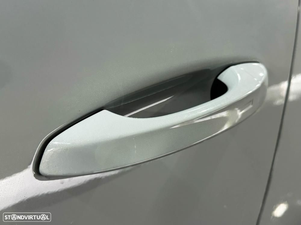 Peugeot E-3008 73 kWh Allure - 17