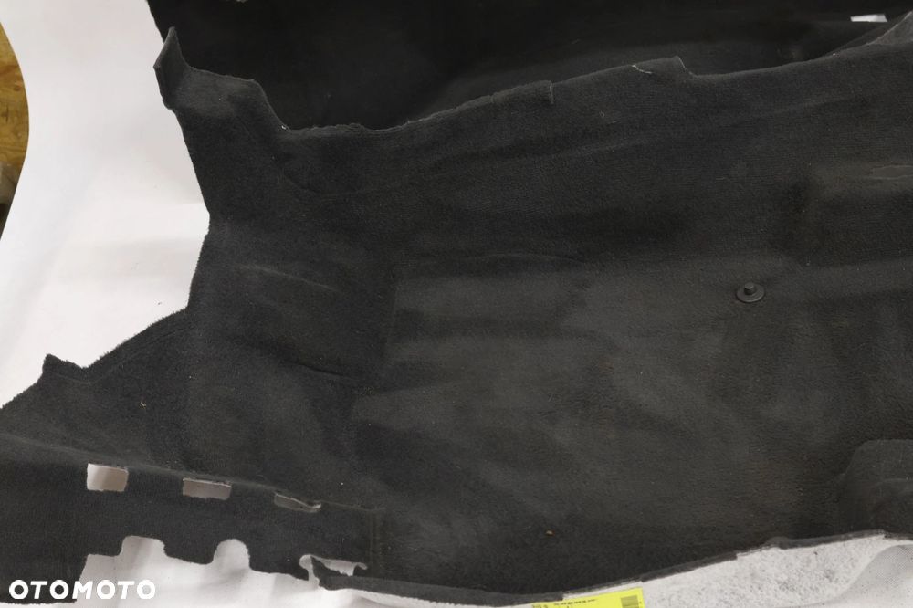 Audi A3 S3 dywan wykładzina 8V4863367K - 2