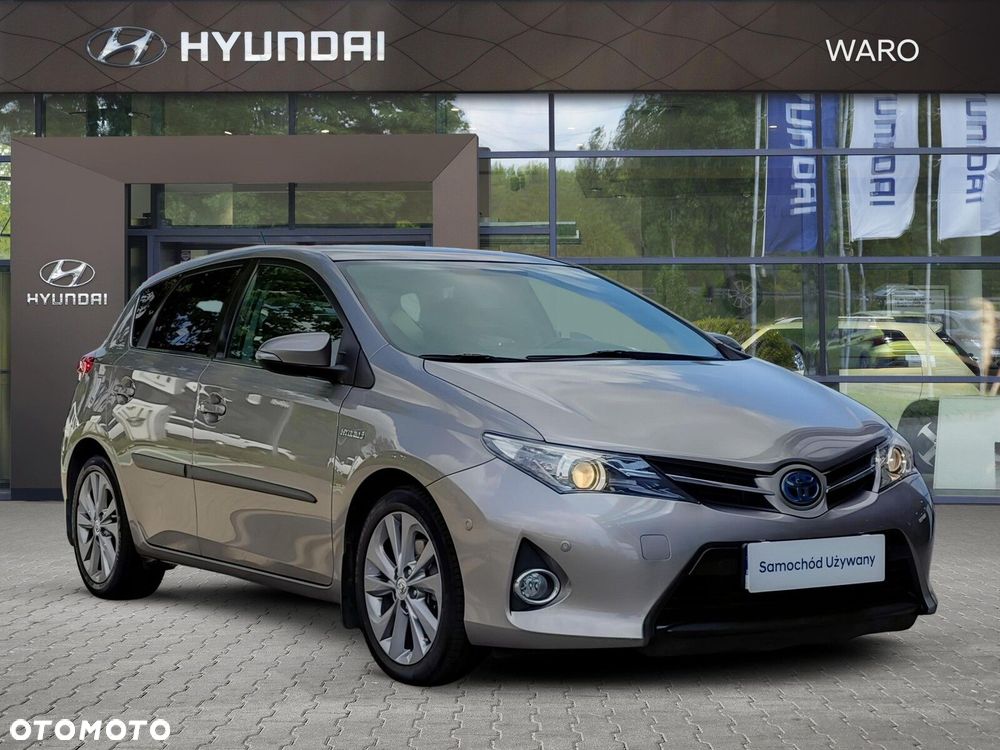 Toyota Auris Hybrid 135 Premium - 8