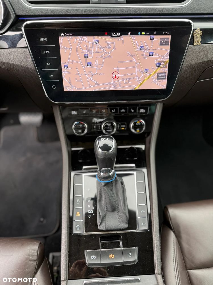 Skoda Superb 2.0 TDI SCR 4x4 L&K DSG - 13