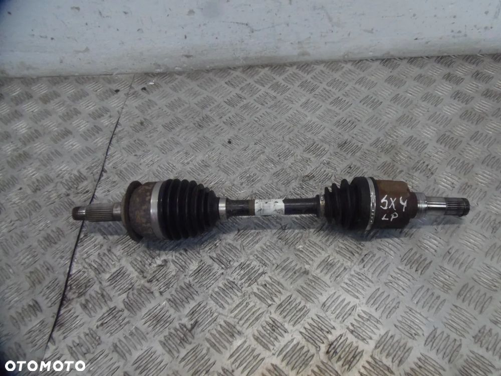 PÓŁOŚ LEWA PRZEDNIA SUZUKI SX4 SEDICI 1,9 DDIS 4X4 2008R - 1