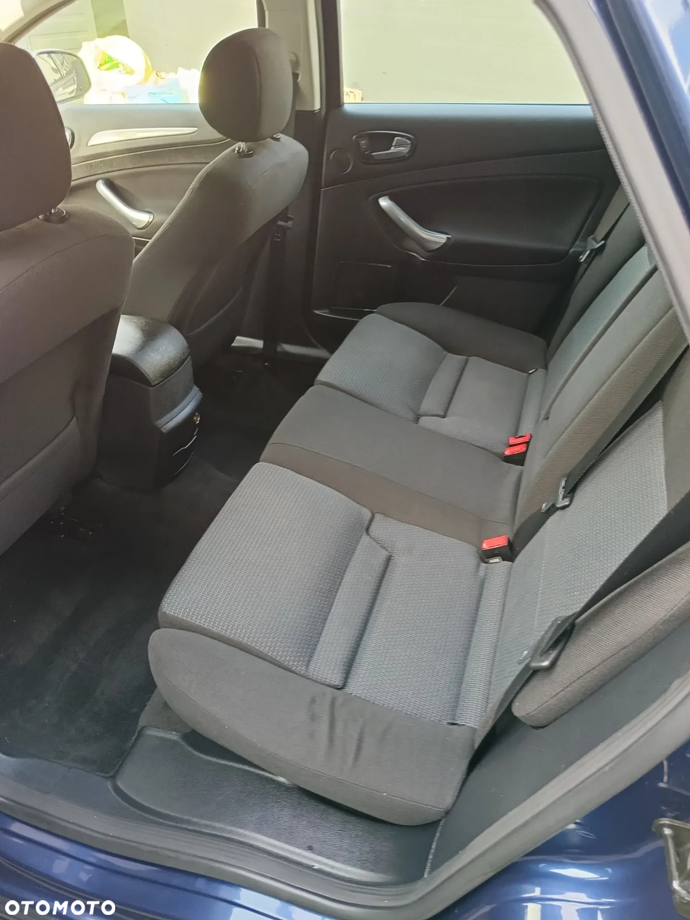 Ford Mondeo 1.6 Trend - 10