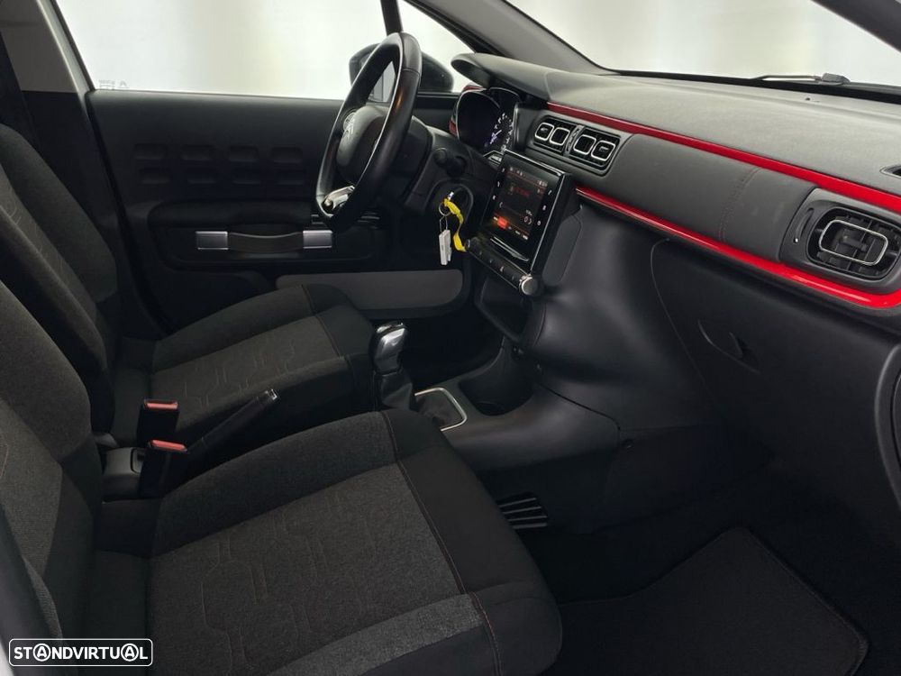 Citroën C3 1.2 PureTech Shine - 23