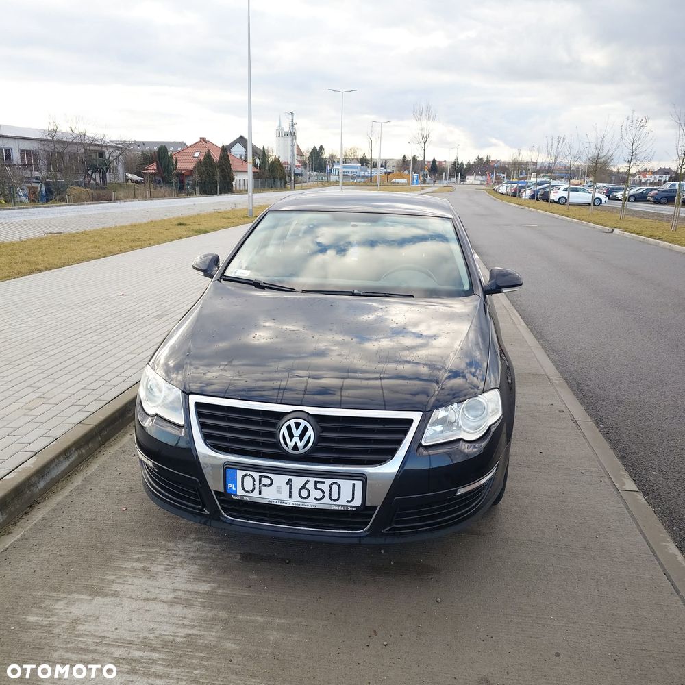 Volkswagen Passat 2.0 FSI Comfortline - 9