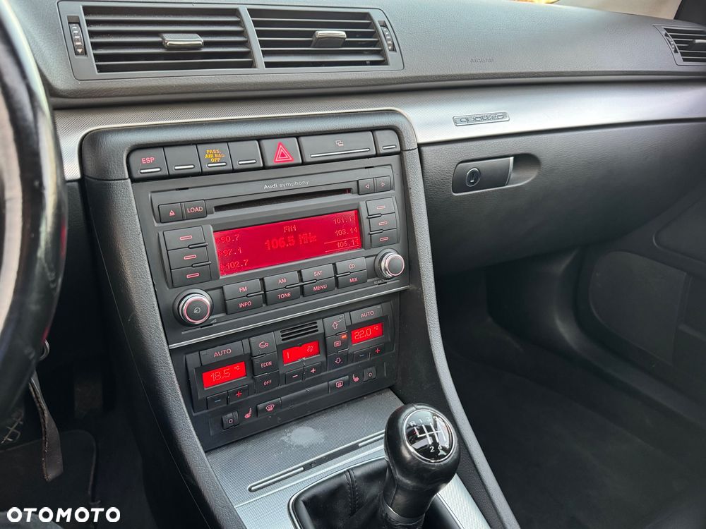 Audi A4 Limousine - 28