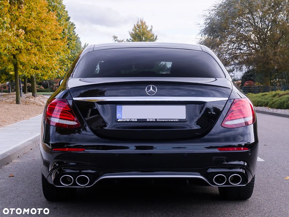 Mercedes-Benz Klasa E 53 AMG 4-Matic+ - 3