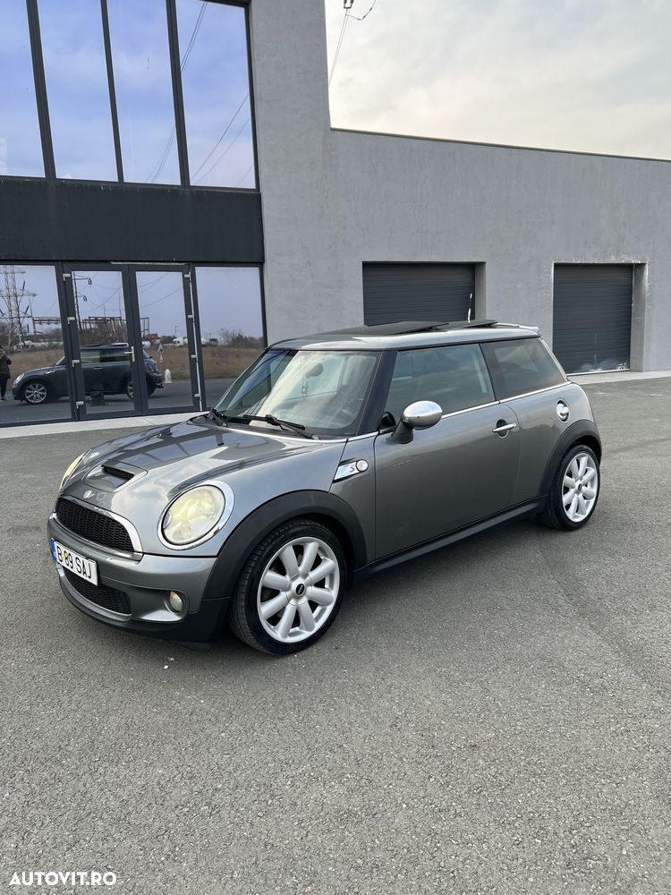 Mini Cooper S - 1