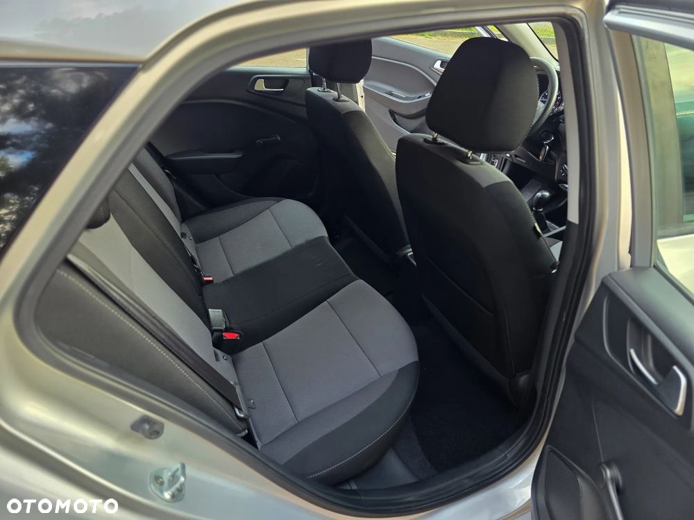Hyundai i20 1.2 BlueDrive Classic - 15