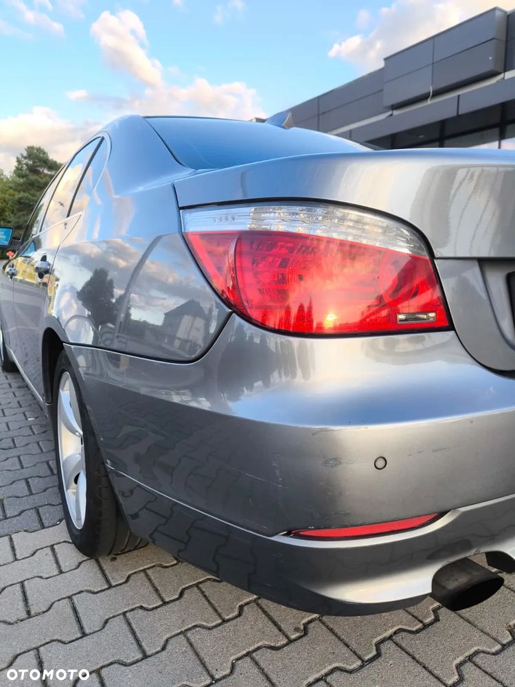 BMW Seria 5 520d - 28