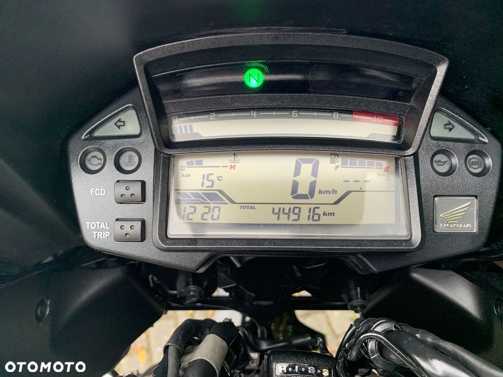 Honda VFR - 6