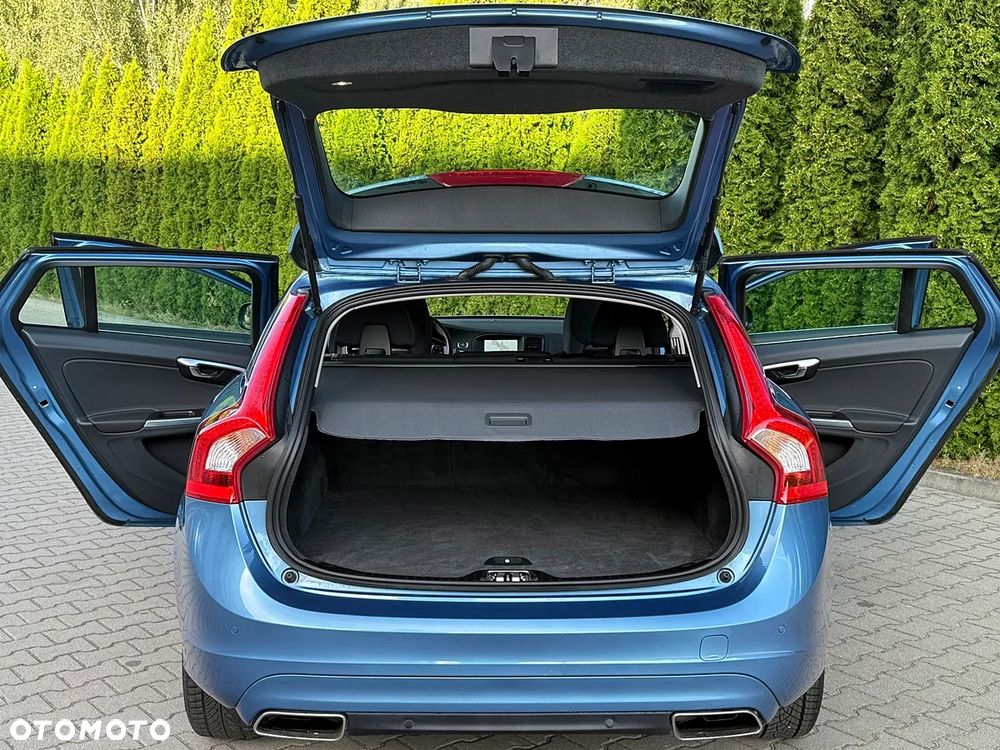 Volvo V60 D4 Ocean Race - 23
