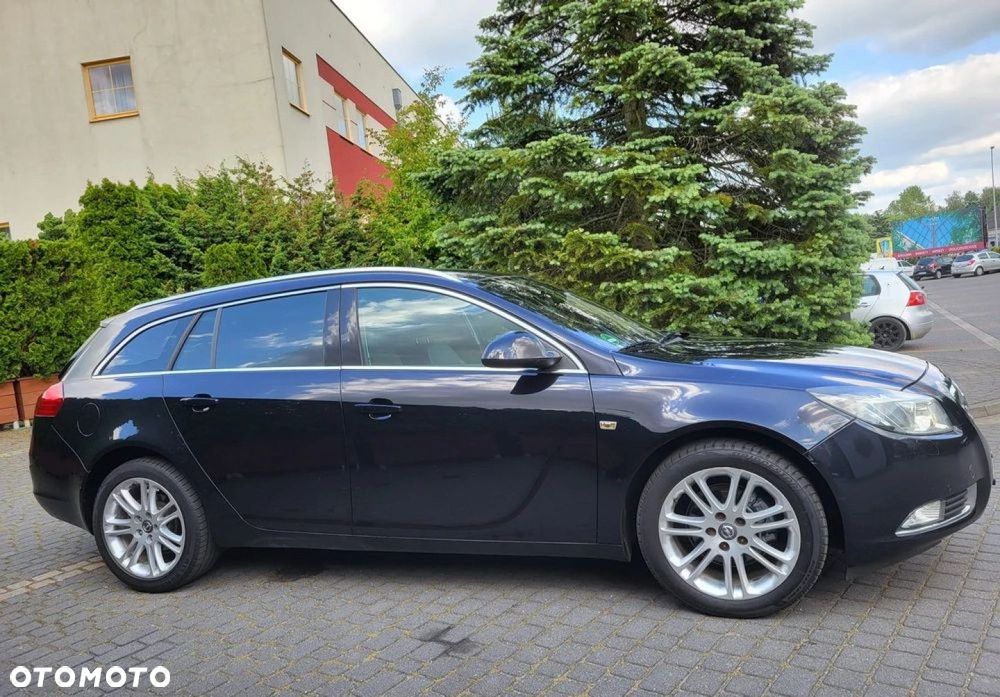 Opel Insignia - 25