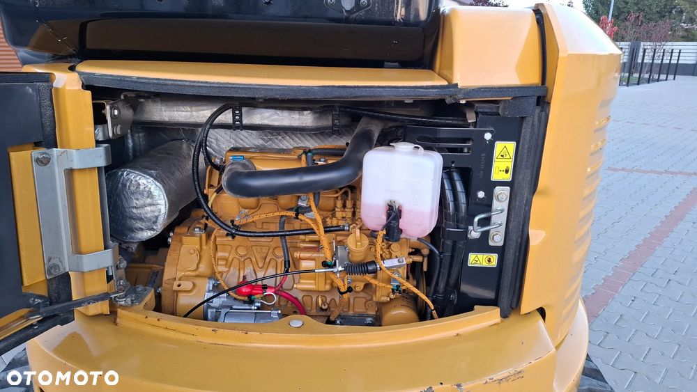 Caterpillar CAT 304E Rok 2015 - 8