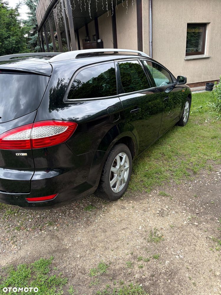 Ford Mondeo 2.0 TDCi Trend - 17