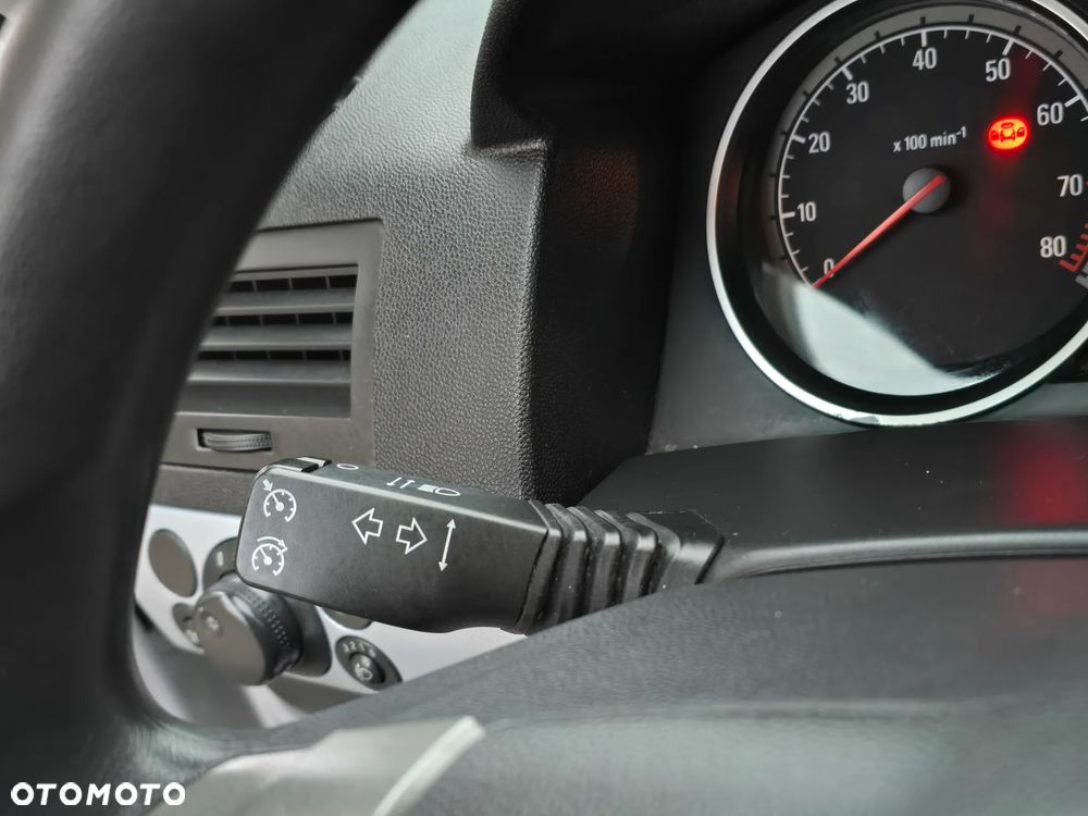 Opel Astra 1.4 Comfort / Cool - 27