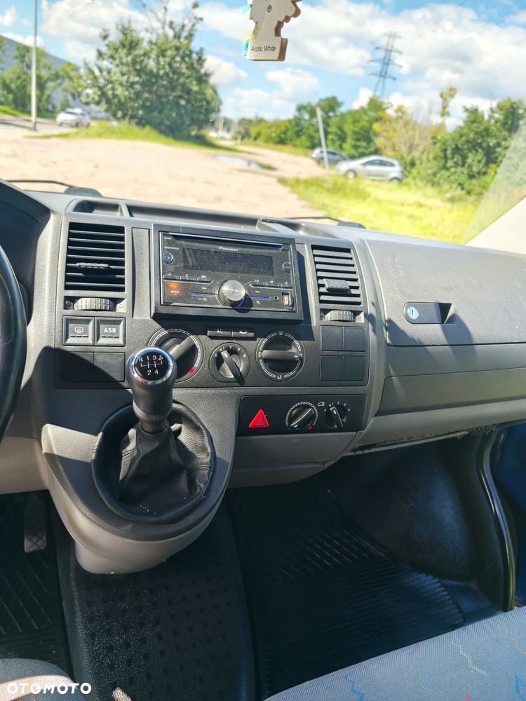 Volkswagen Transporter T5 - 25