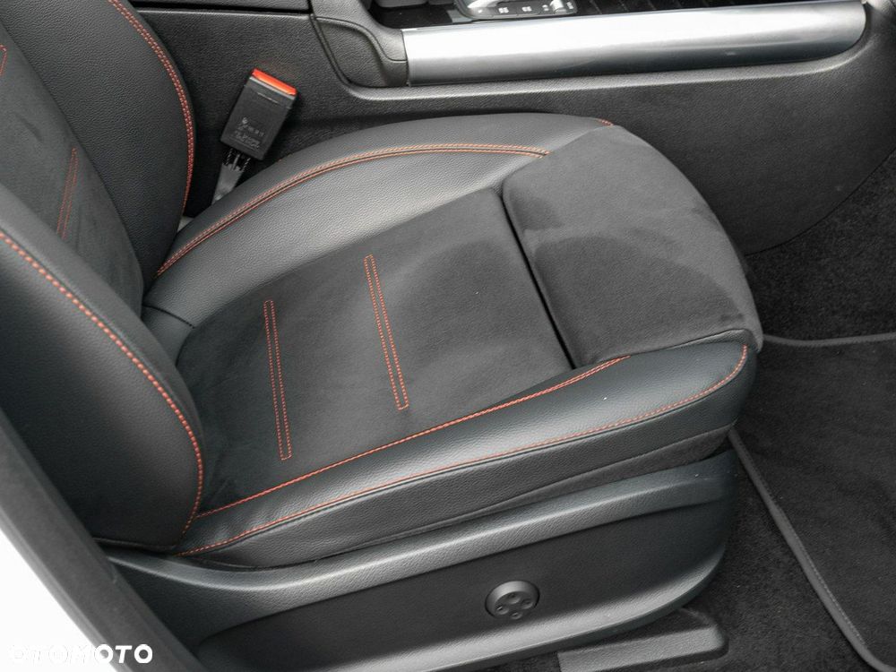 Mercedes-Benz EQA 250 66.5kWh AMG Line - 32