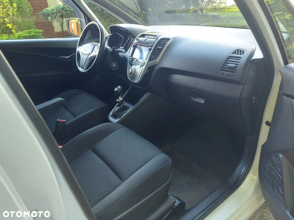 Hyundai ix20 - 7
