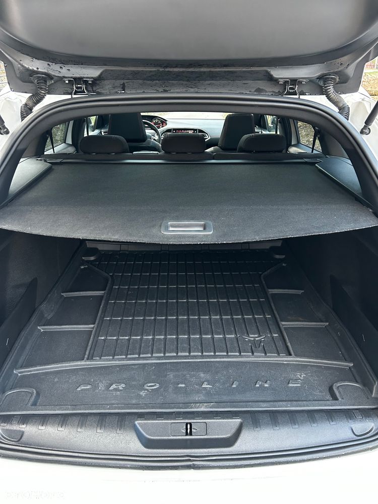 Peugeot 308 BlueHDi 120 EAT6 Stop & Start GT-Line Edition - 15