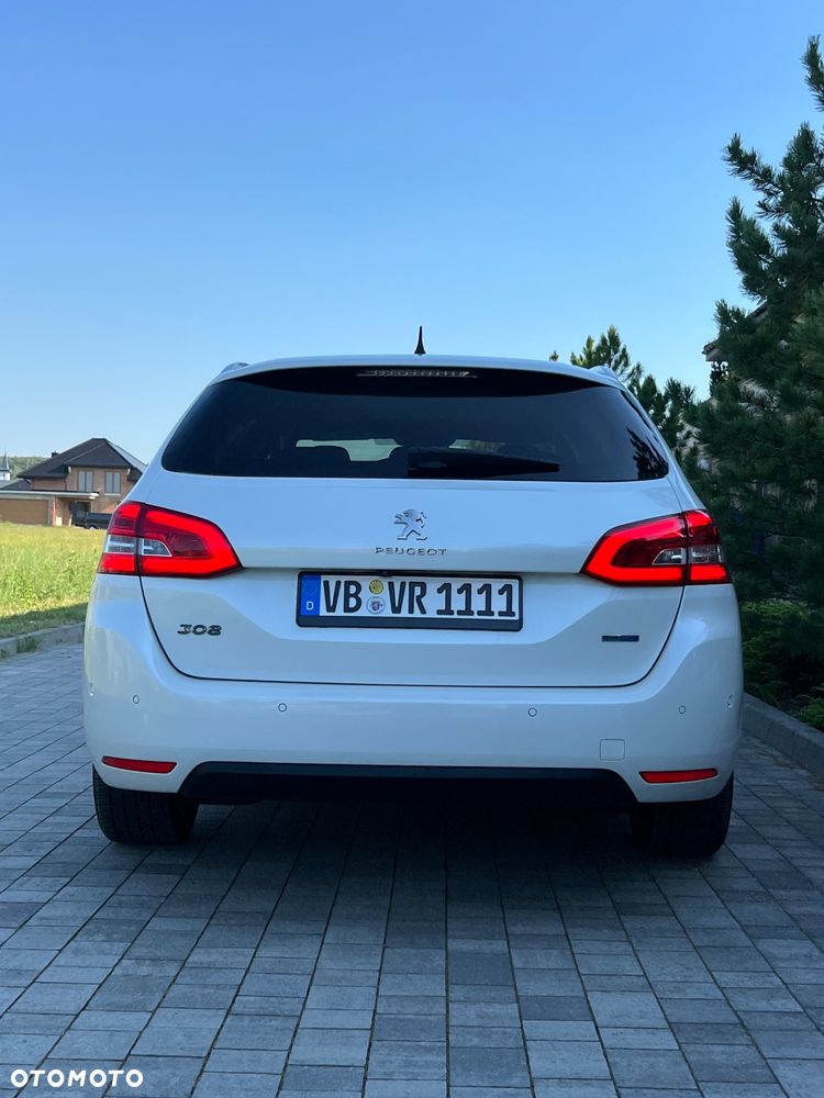 Peugeot 308 BlueHDi FAP 150 Stop&Start Automatik Allure - 10