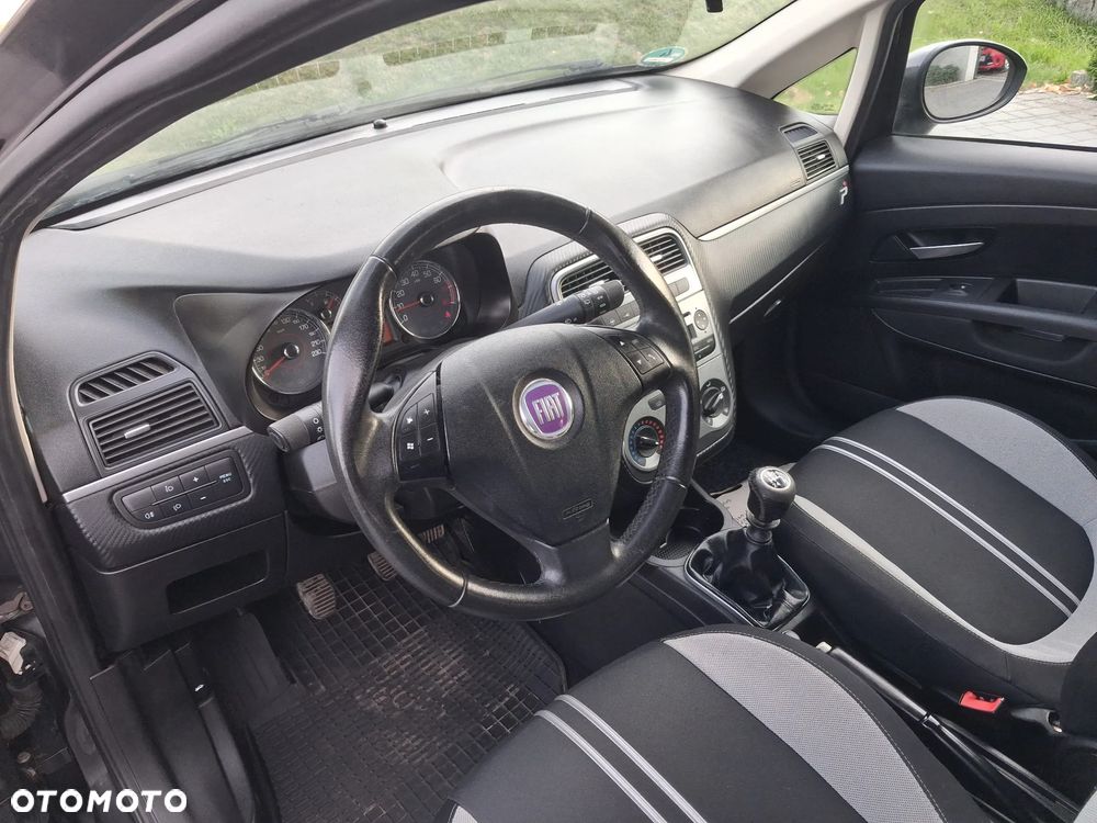 Fiat Grande Punto - 7