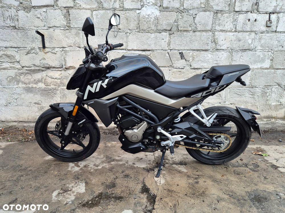 CFMoto 300NK - 12