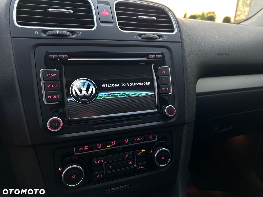 Volkswagen Golf 1.6 TDI DPF Highline - 7