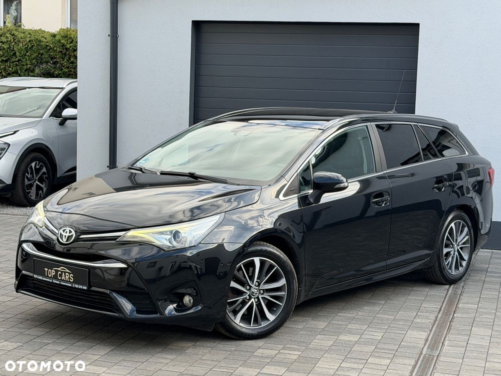 Toyota Avensis - 15