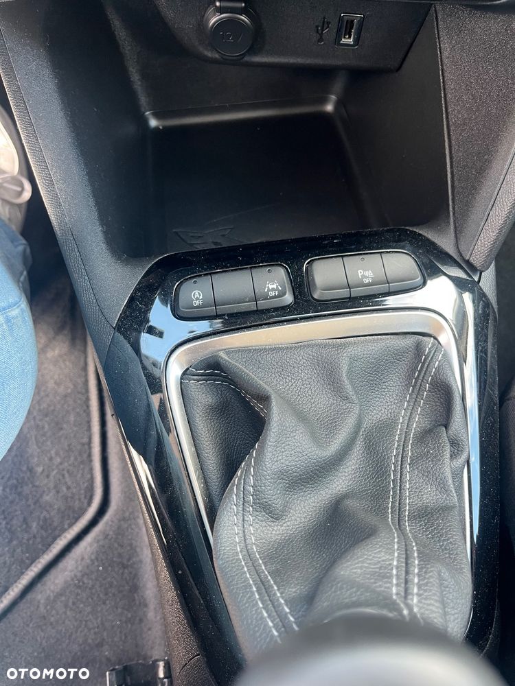 Opel Corsa - 11