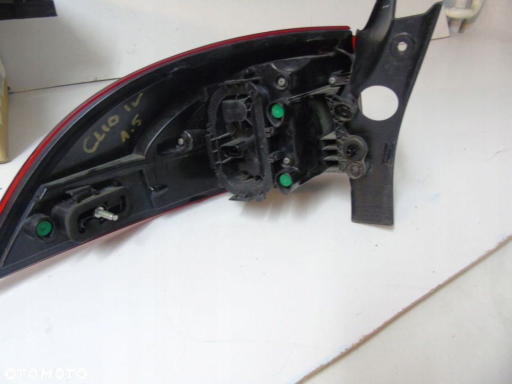 Renault Clio IV kombi lampa tylna 265507408R - 3