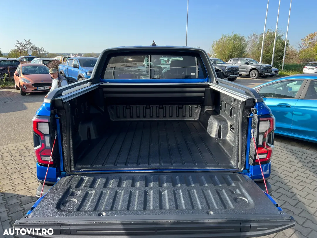 Ford Raptor - 21
