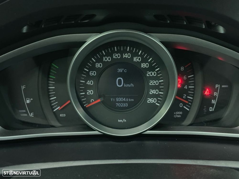 Volvo V40 1.5 T3 Sport Edition Geartronic - 9