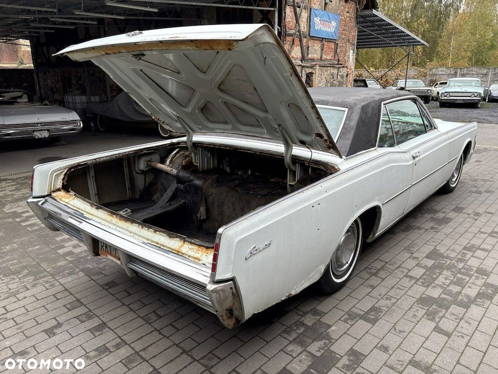 Lincoln Continental - 16