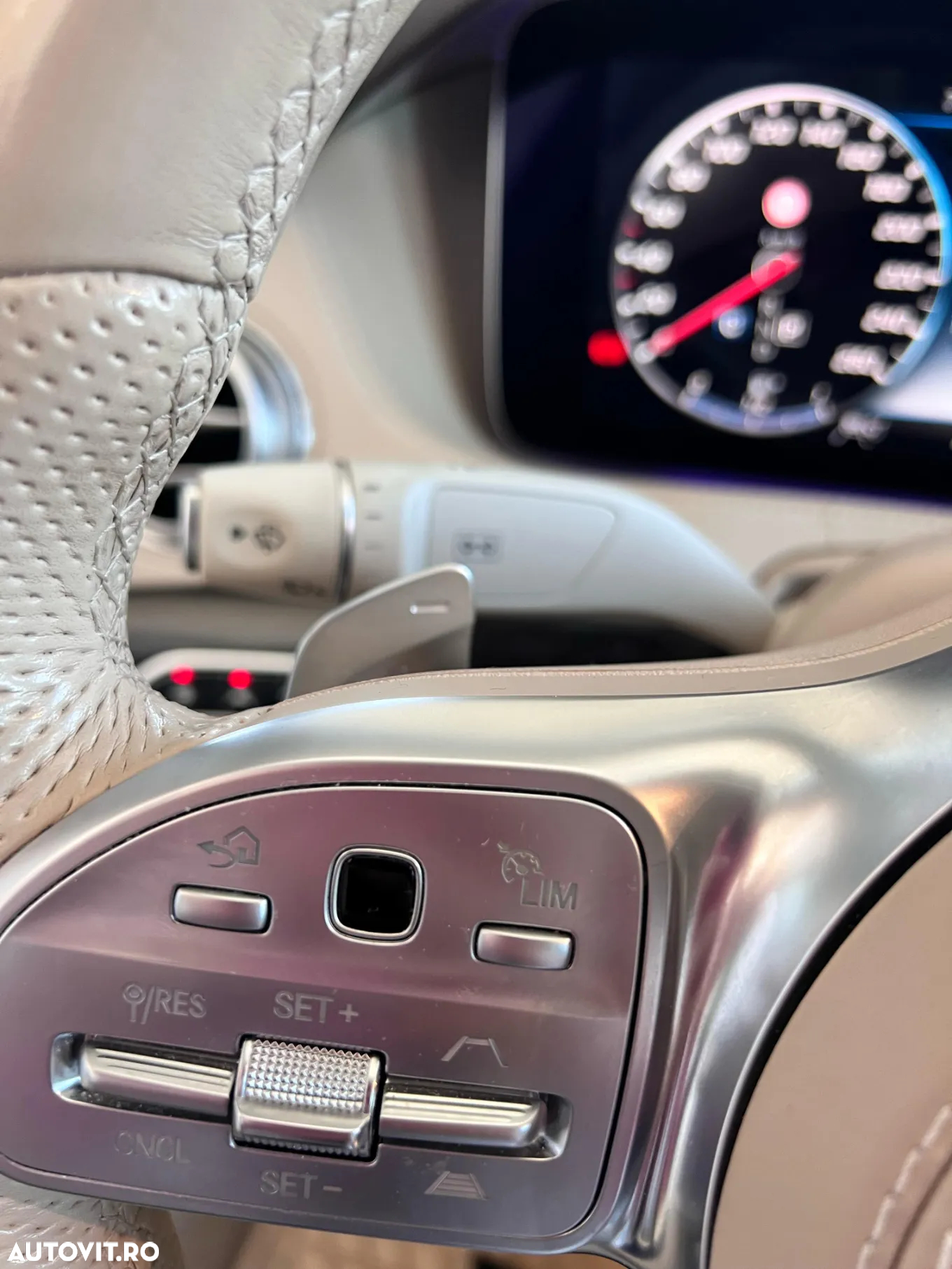 Mercedes-Benz S 350 d 4Matic 9G-TRONIC - 11