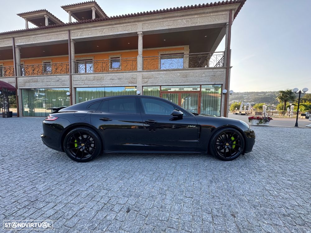 Porsche Panamera 4 E-Hybrid Edition 10 Anos - 8