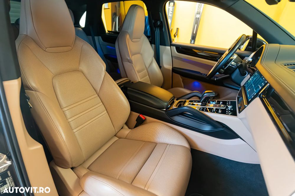Porsche Cayenne E-Hybrid Tiptronic S - 6