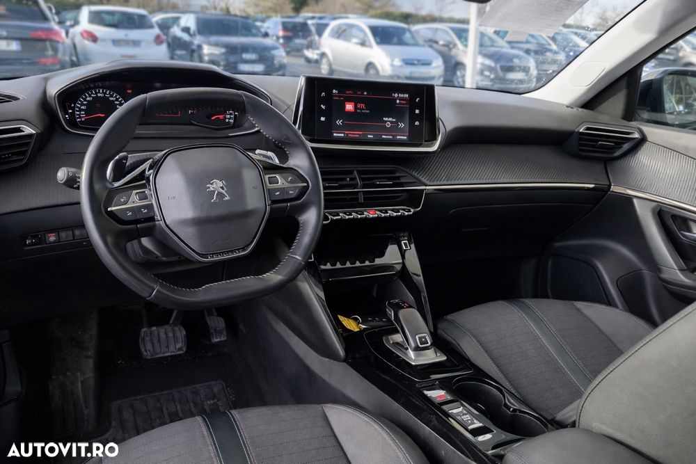 Peugeot 2008 1.5 BlueHDI EAT8 STT Allure Pack - 3