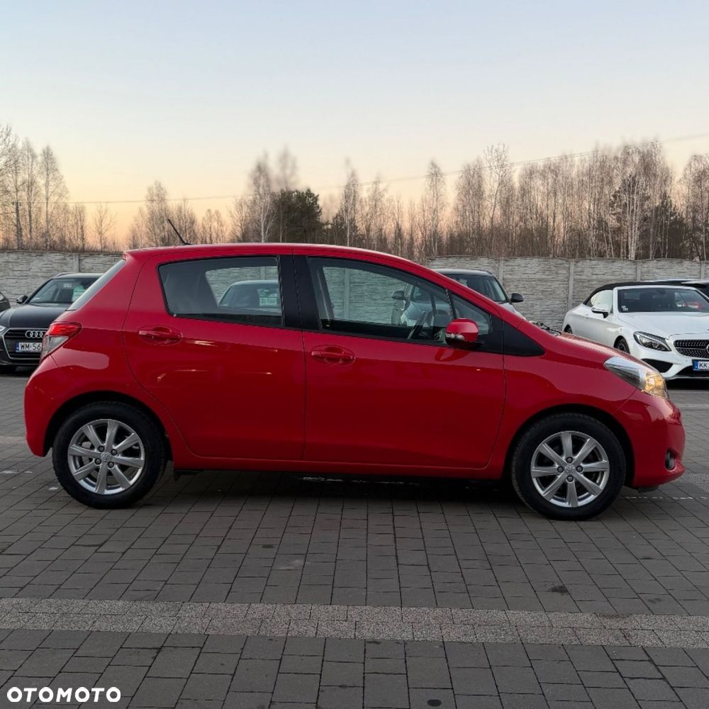 Toyota Yaris - 15
