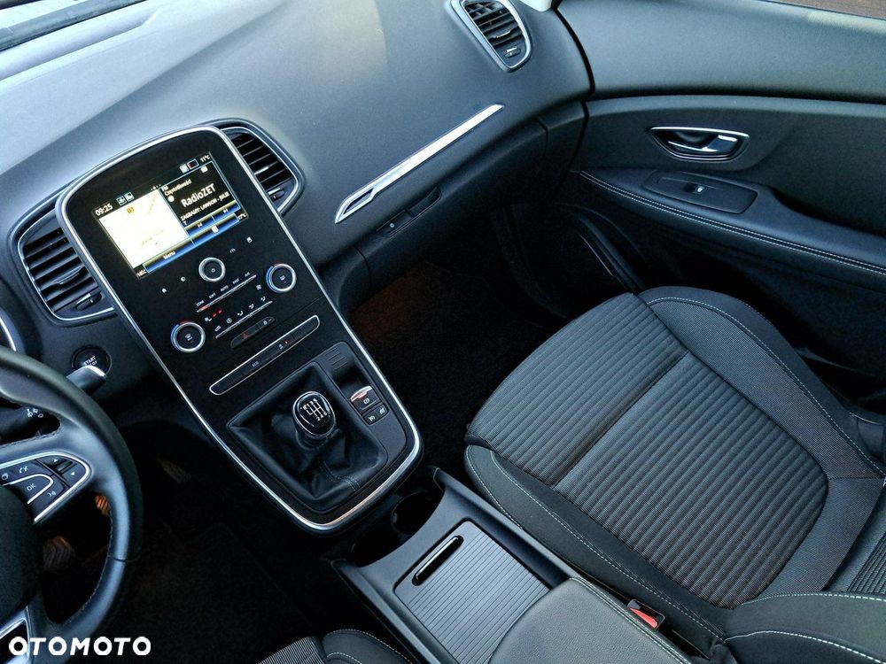 Renault Grand Scenic BLUE dCi 120 BUSINESS EDITION - 19