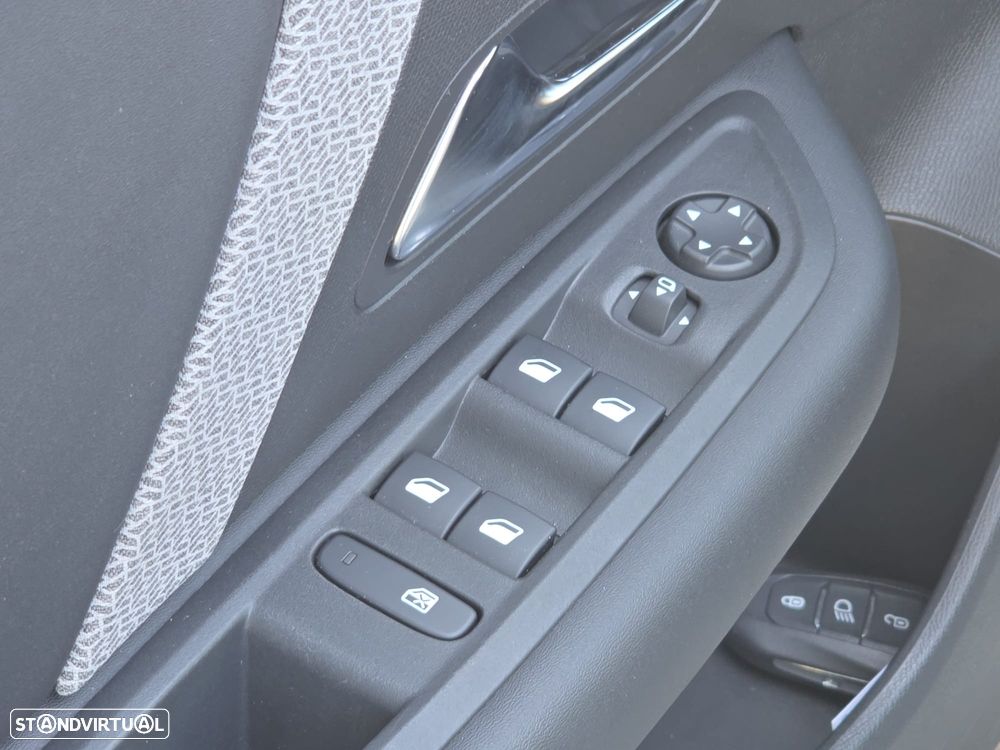Citroën C4 1.2 PureTech Plus - 14