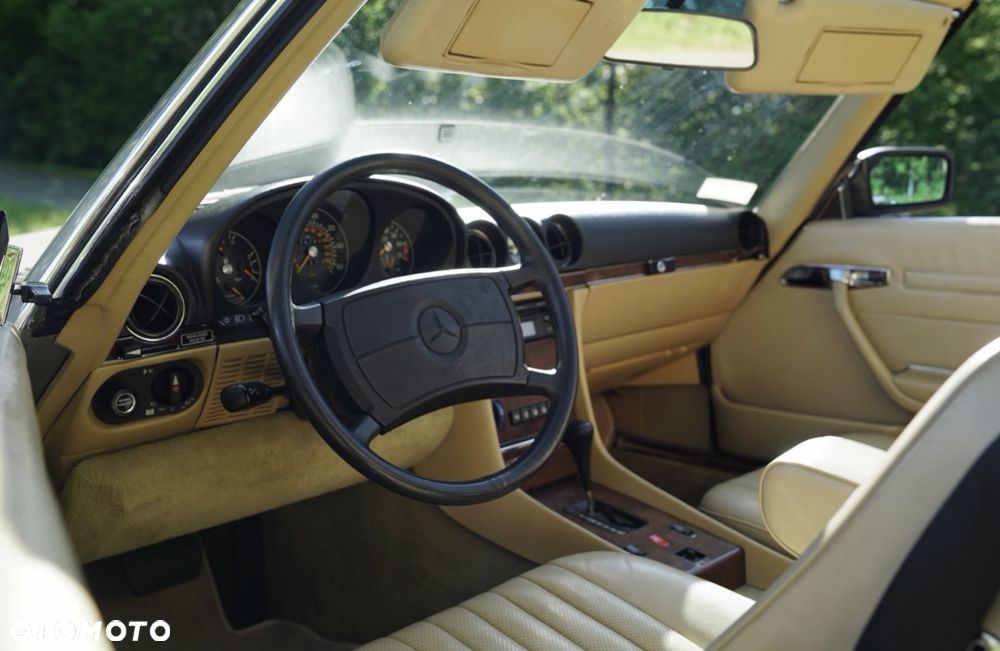 Mercedes-Benz SL - 17