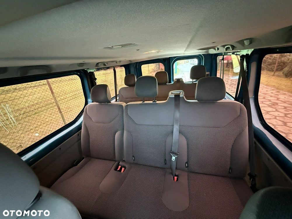 Opel Vivaro L2H1 2.9t - 11