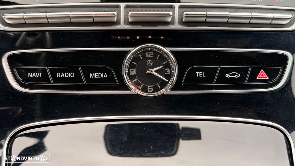 Mercedes-Benz E 220 d AMG Line - 34