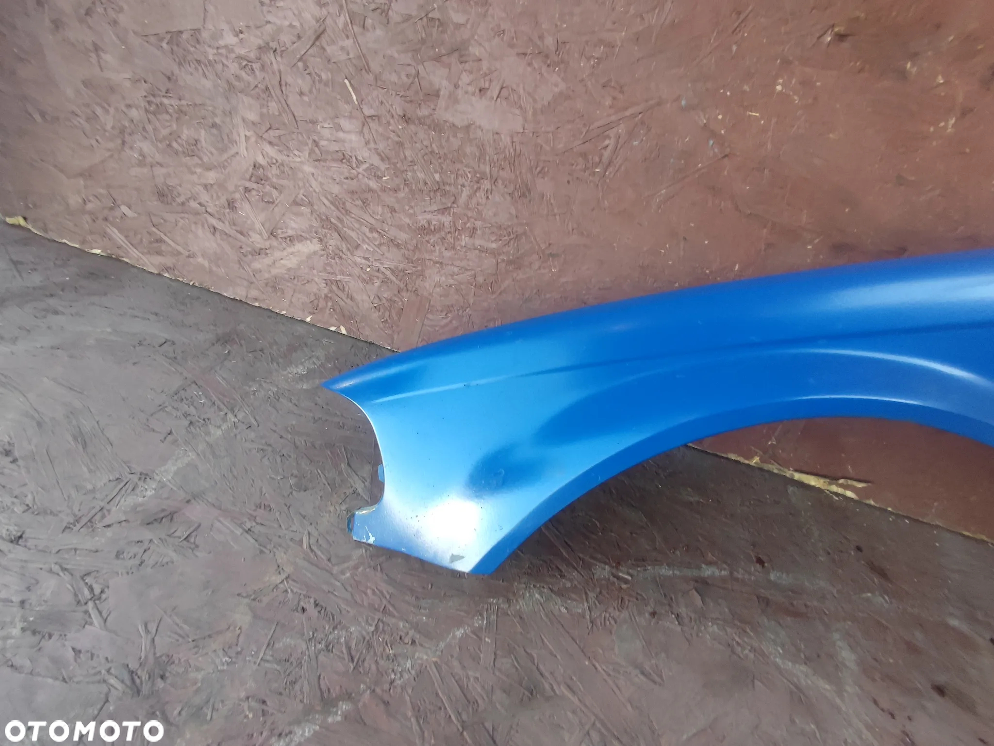 BMW E46 COUPE / CABRIO PRZED-LIFT BŁOTNIK PRZEDNI LEWY PROSTY DRUGI LAKIER O NR. 41 35 8 241 439 OEM W DOBRYM STANIE - 3