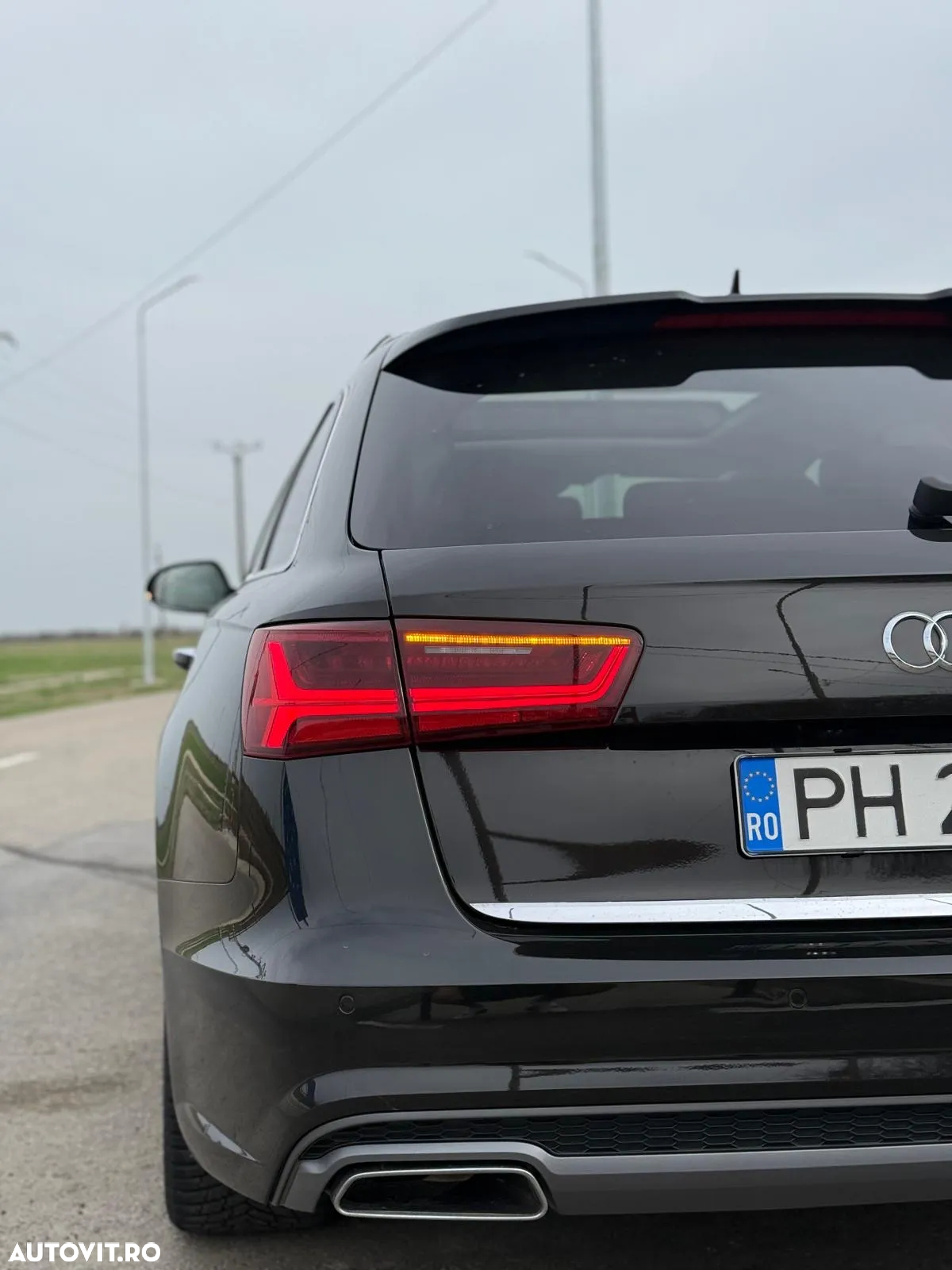 Audi A6 Avant 2.0 TDI Ultra S tronic - 11