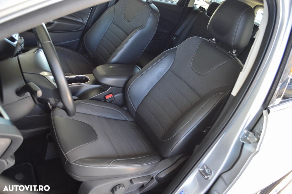 Ford Kuga 2.0 TDCi 2x4 Black & Silver - 15