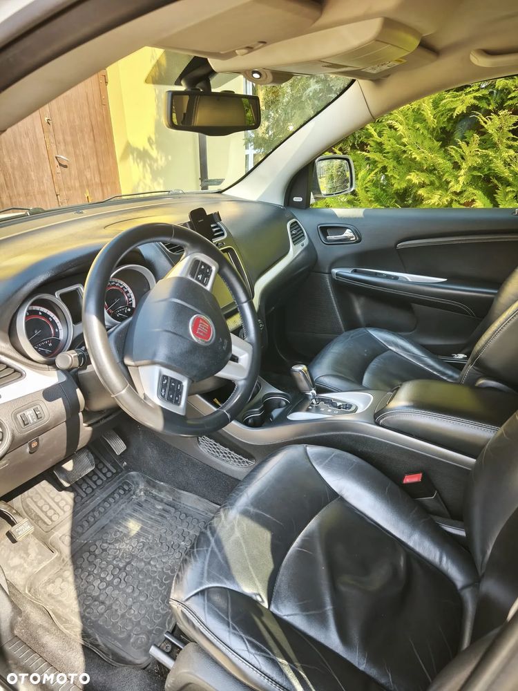 Fiat Freemont 2.0 Multijet Lounge AWD - 11