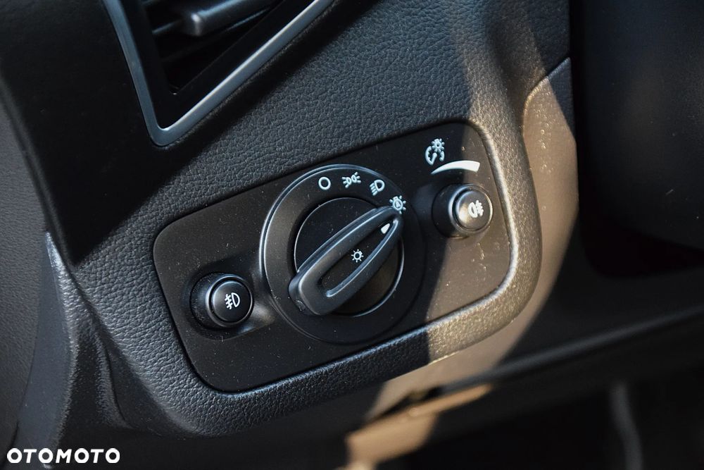 Ford Kuga 2.0 TDCi 4x4 Titanium - 28